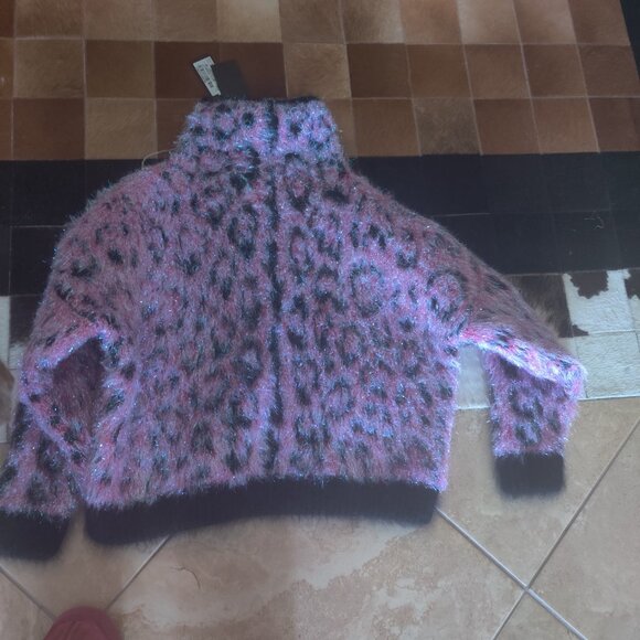 Dolce & Gabbana sweater jacketsize 40 New Oversized fit $2529.00
